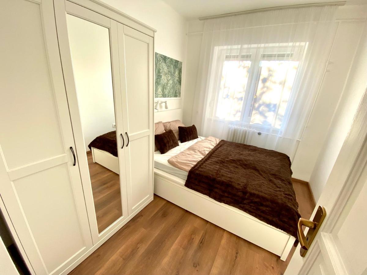 Esther Apartman Татабанья Экстерьер фото